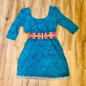 Buttons turquoise lace dress